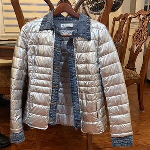 Towne boutique zipper jacket . Designed by attrait Paris.